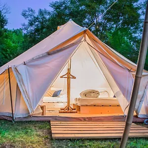 Lodg'ing Nature Camp Dordogne Lacave (Lot)